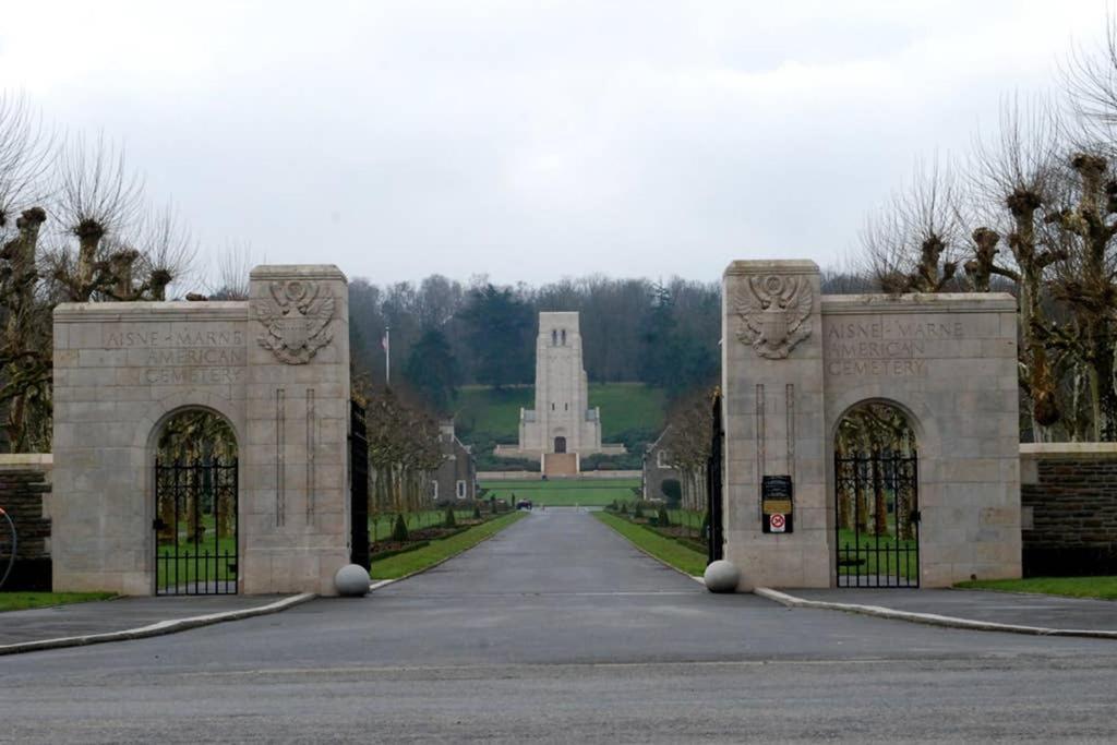 F2 Proche Gare Et Toute Commodite Château-Thierry Exteriör bild