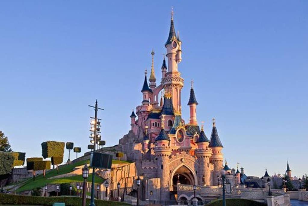 F2 Proche Gare Et Toute Commodite Château-Thierry Exteriör bild